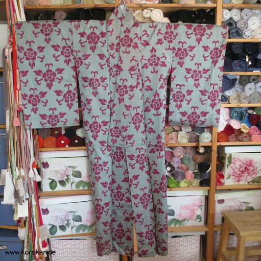 Päonien Karakusa Arabesken Meisen Seiden Kimono