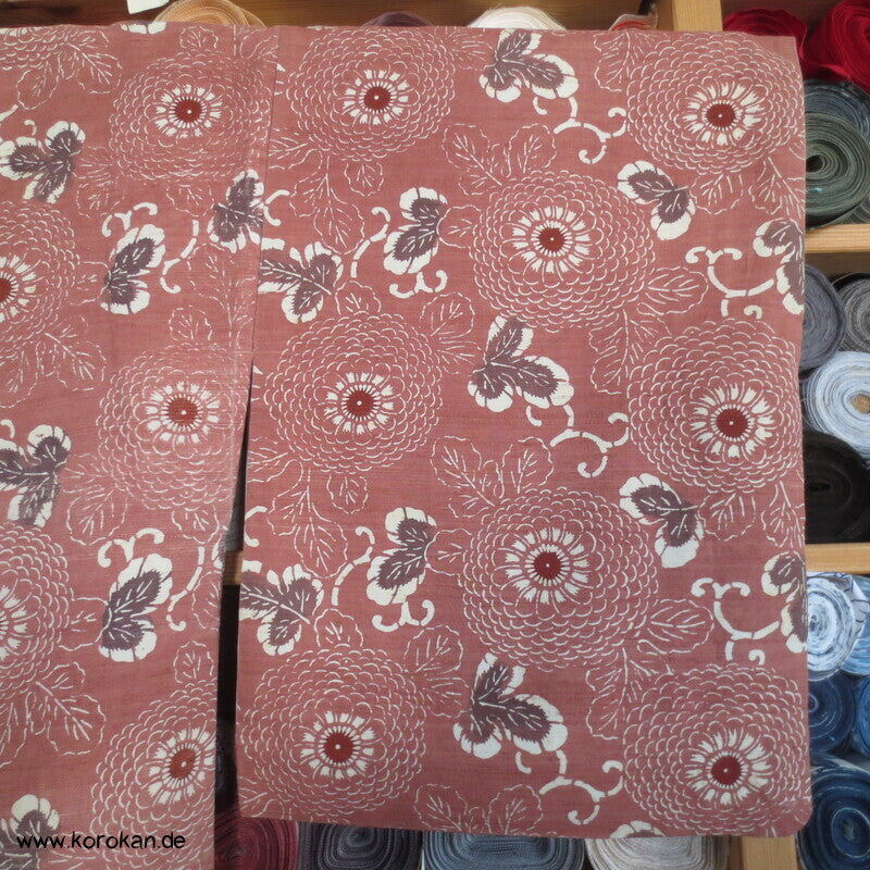 Tsumugi Seiden Kimono, gedruckte Kiku Chrysanthemen