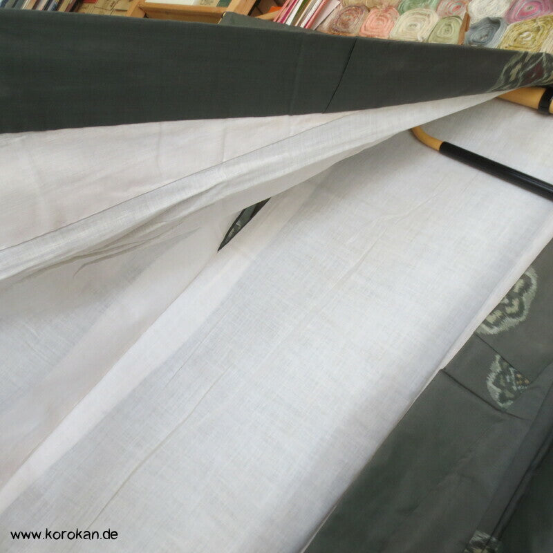 Art Deco graugrün mit Schneeflocken Meisen Seiden Kimono