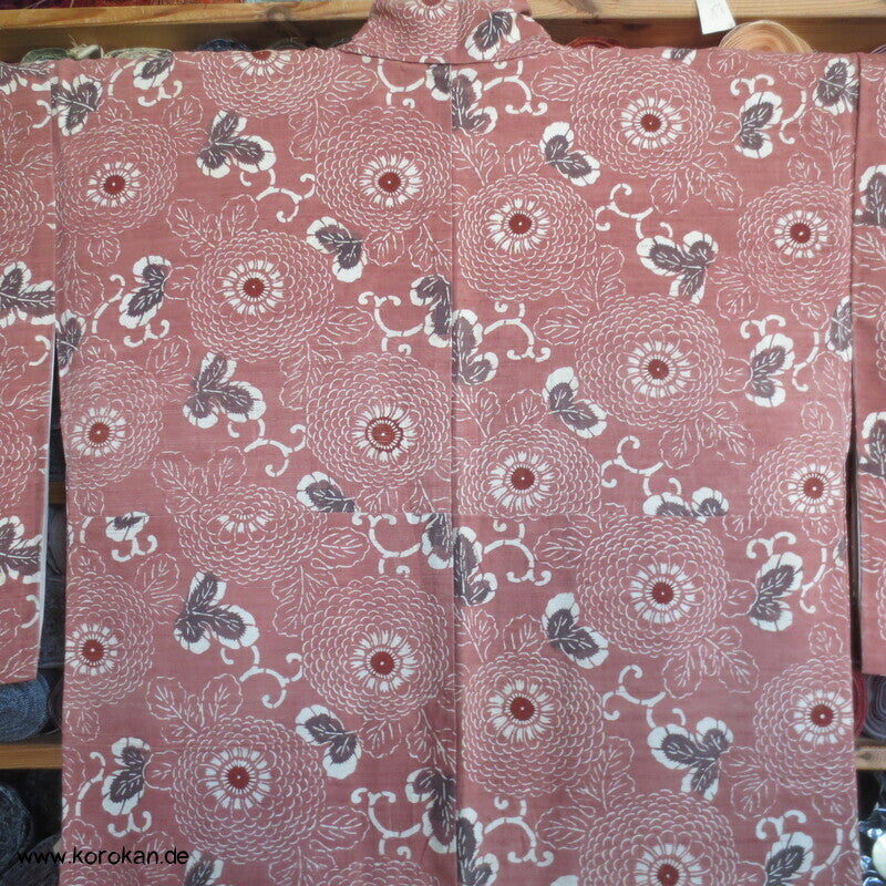 Tsumugi Seiden Kimono, gedruckte Kiku Chrysanthemen