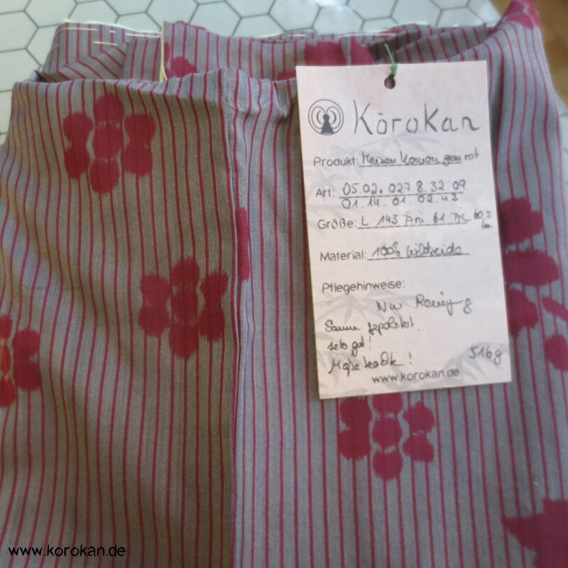 feine Streifen, Blüten, Arabesken Meisen Seiden Kimono