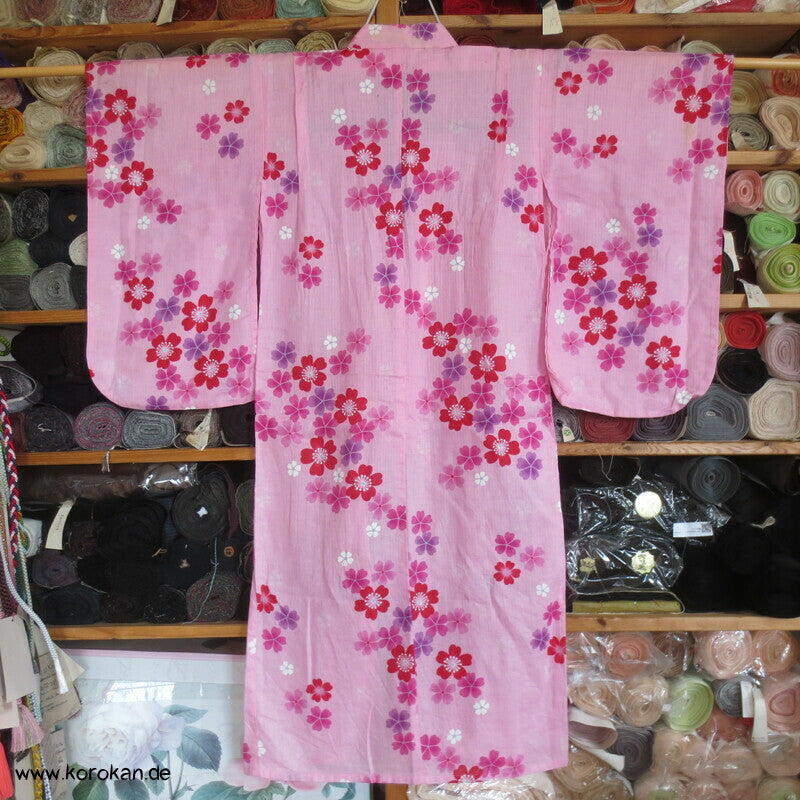 Yukata Kimono für Mädchen, Sakura Blüten auf rosa