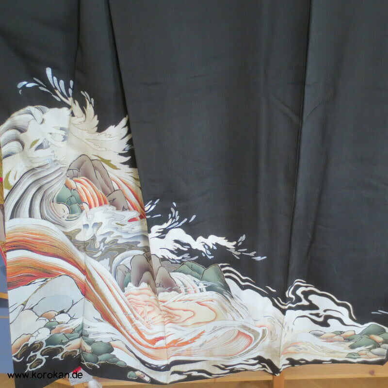 antiker japanischer Seidencrepe Uferwellen und Steine Tomesode Kimono