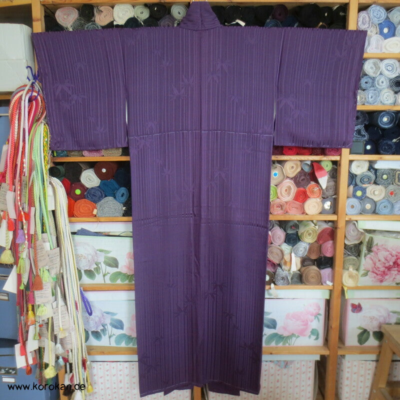 gewebter Bambus, Murasaki lila Iromuji Kimono