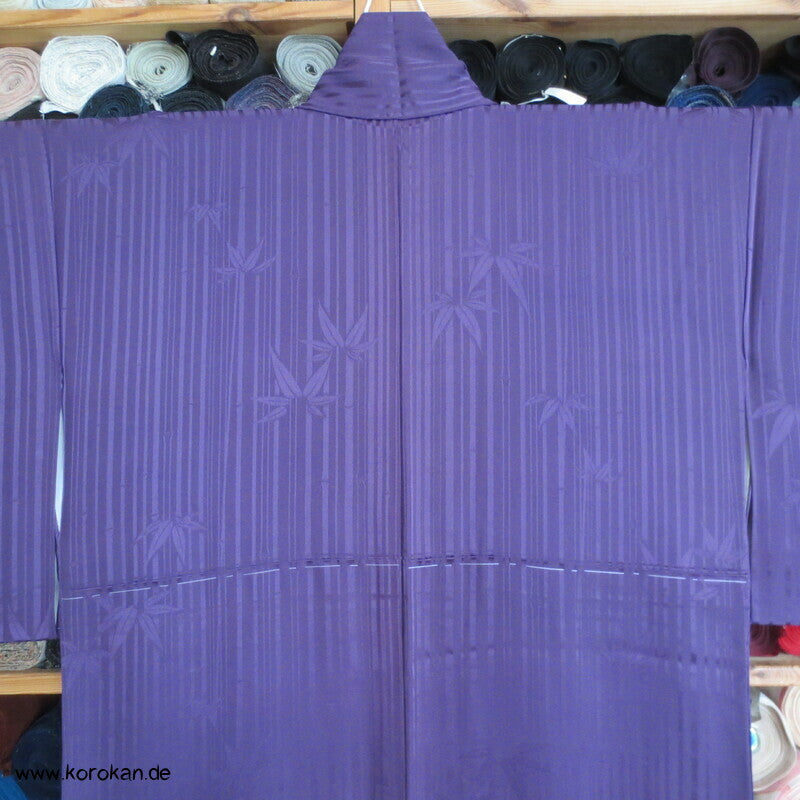 gewebter Bambus, Murasaki lila Iromuji Kimono