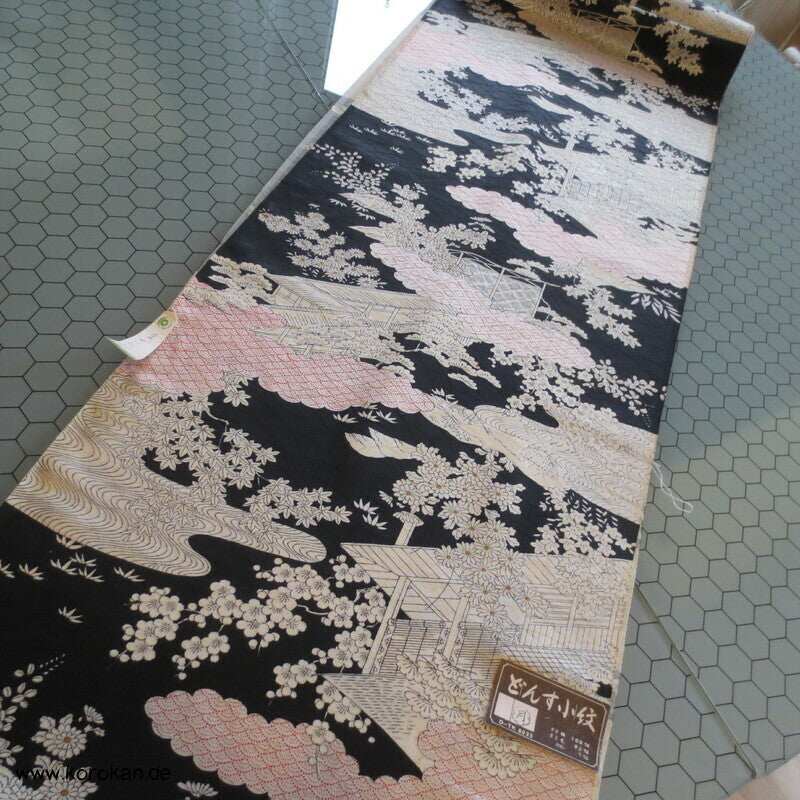 Häuser zwischen Wolken Wolle / Seide Damast Kimono Tanmono