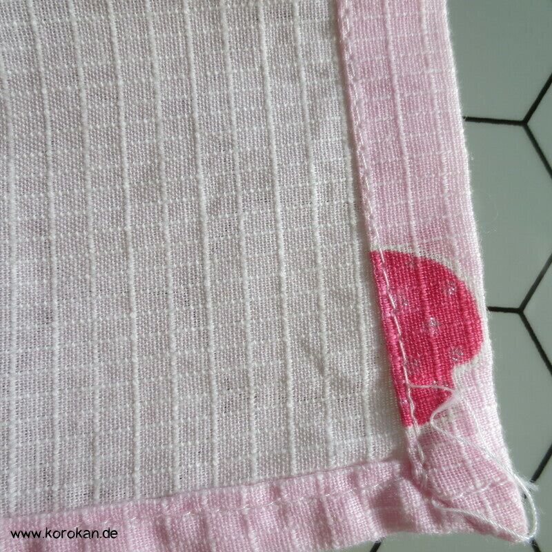 Yukata Kimono für Mädchen, Sakura Blüten auf rosa mit Glitzer