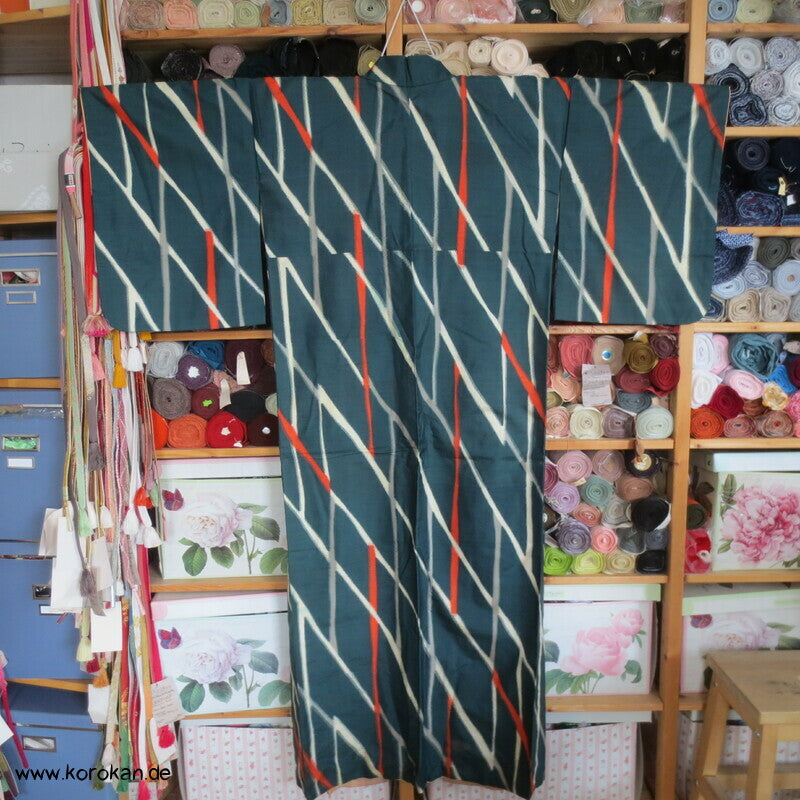 Art Deco Japan abstraktes Zweigegitter auf petrol Meisen Seiden Kimono
