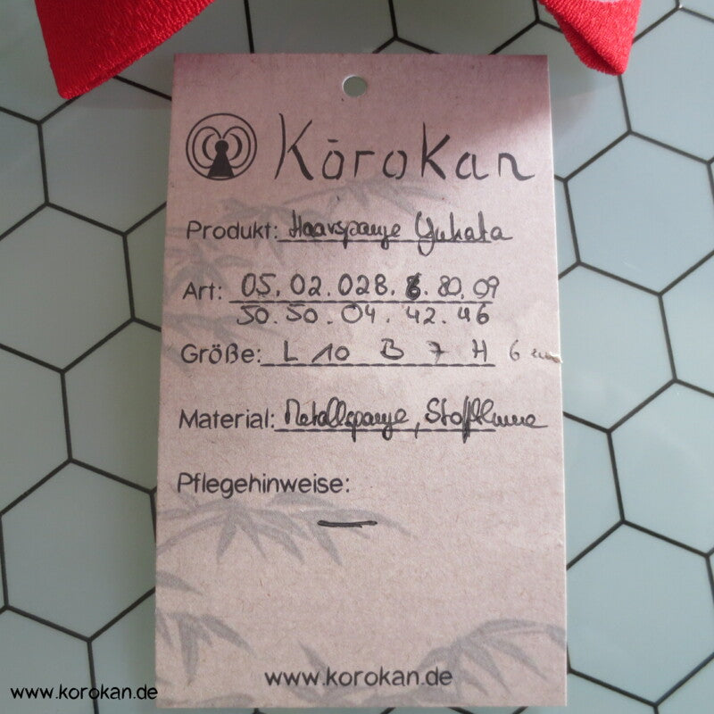 japanischer Kanzashi Rosen und Bänder Haarschmuck auf Metallklemme