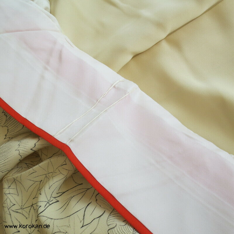 zarter heller Päonien Furisode, teilbestickt, Hochzeit