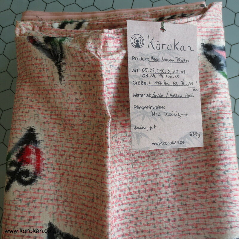 Art Deco Blätter auf rosa Meisen Seiden Kimono