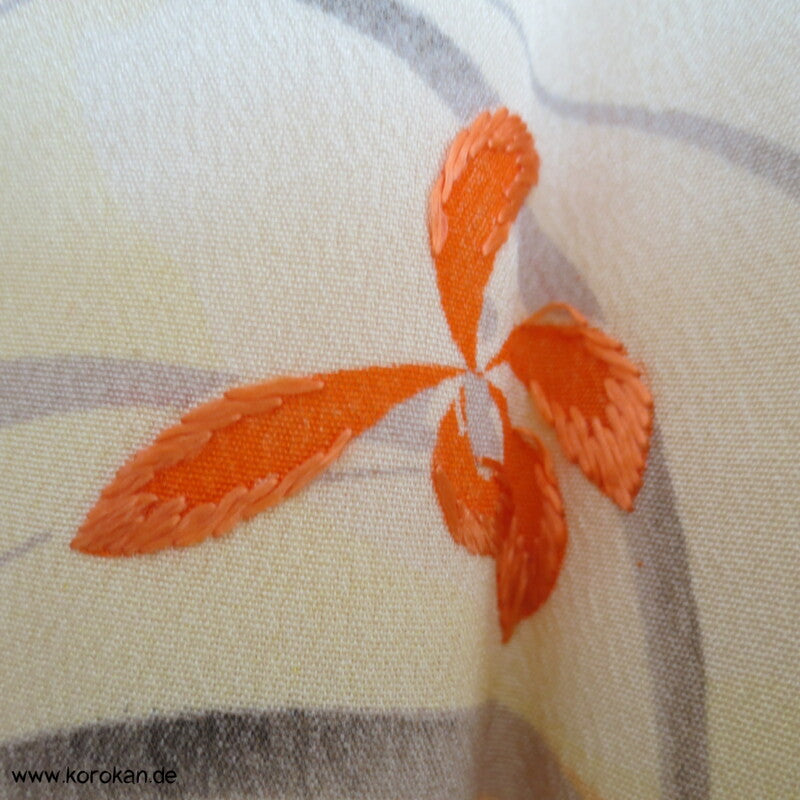 Kusudama Blumenkugel Juban Kimono, teilbestickte Seide