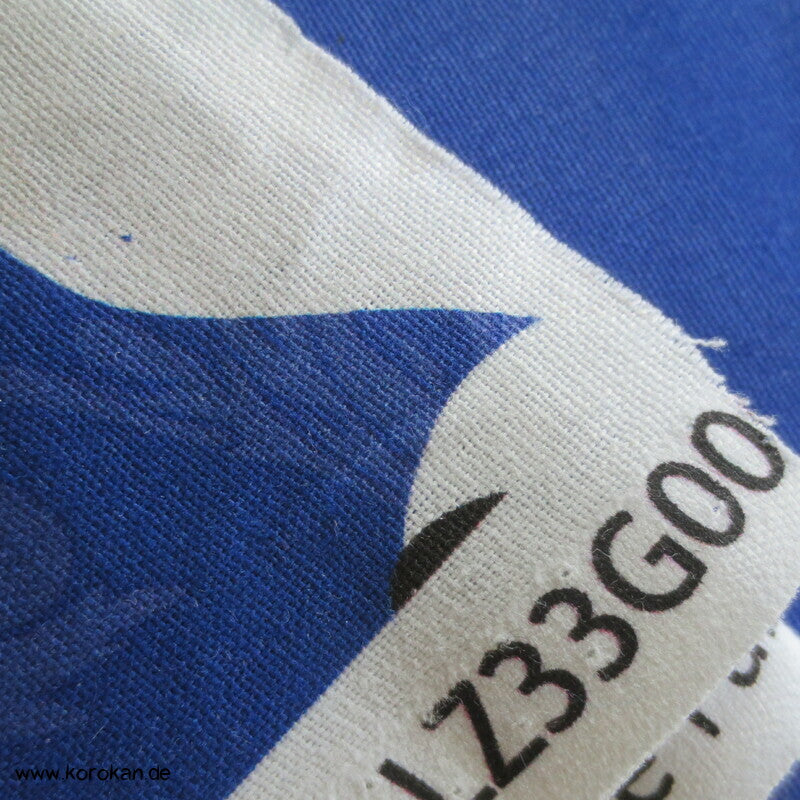 Kraniche auf Rosen blauer dicker Baumwollstoff