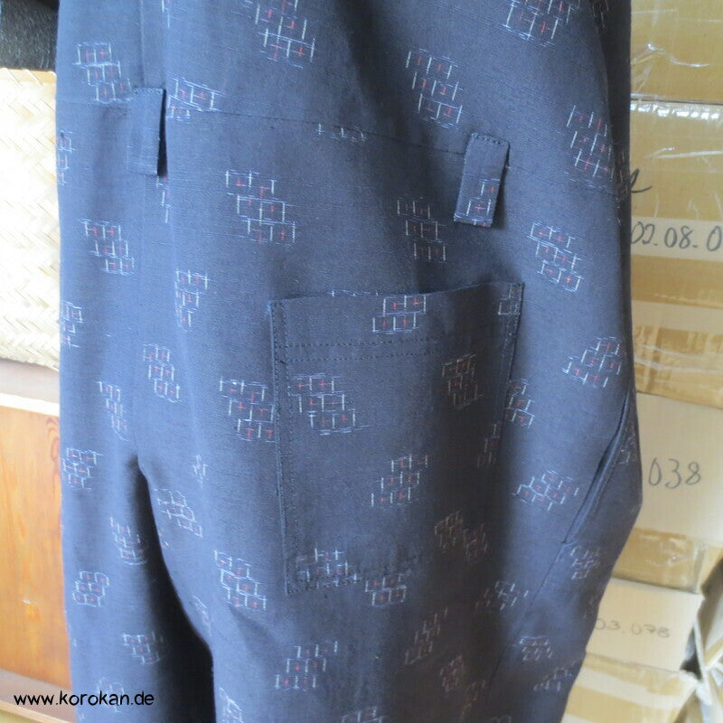 Latzhose aus Tsumugi Seide, Upcycling, Zero Waste