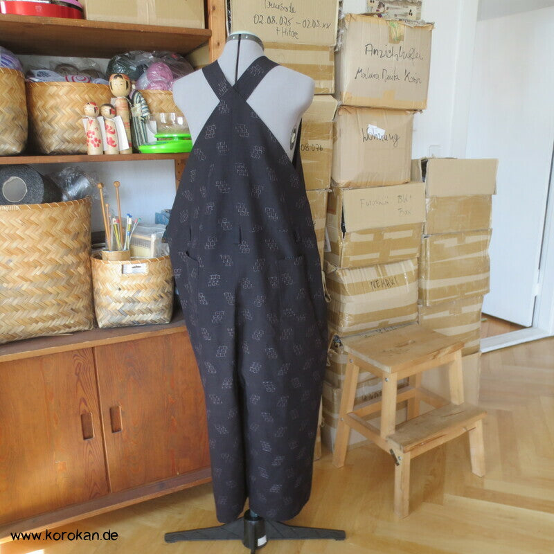 Latzhose aus Tsumugi Seide, Upcycling, Zero Waste