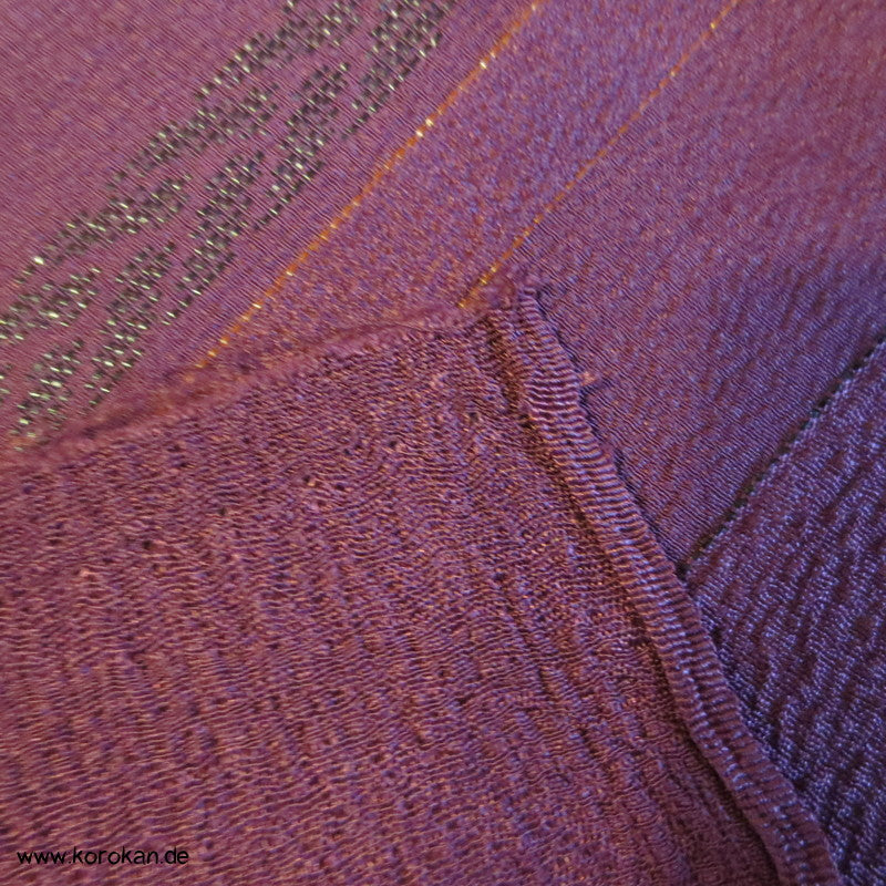 Antiker Araihari Kimono Stoffrolle, Seidenjacquard Streifen in lila