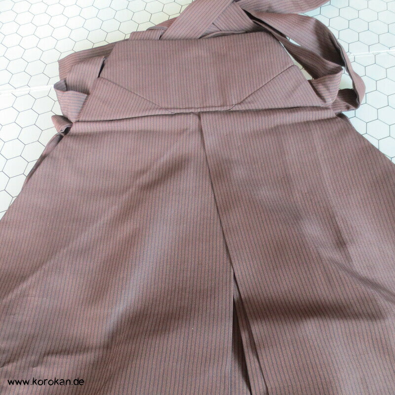 braun schwarz gestreifte Hakama - Andon - Rock - Typ