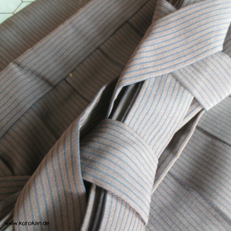 braun schwarz gestreifte Hakama - Andon - Rock - Typ