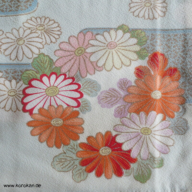 pastelliger Vier Jahreszeiten Homongi Seiden Kimono