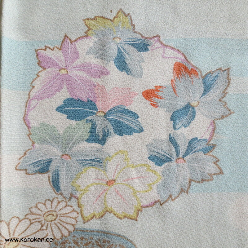 pastelliger Vier Jahreszeiten Homongi Seiden Kimono