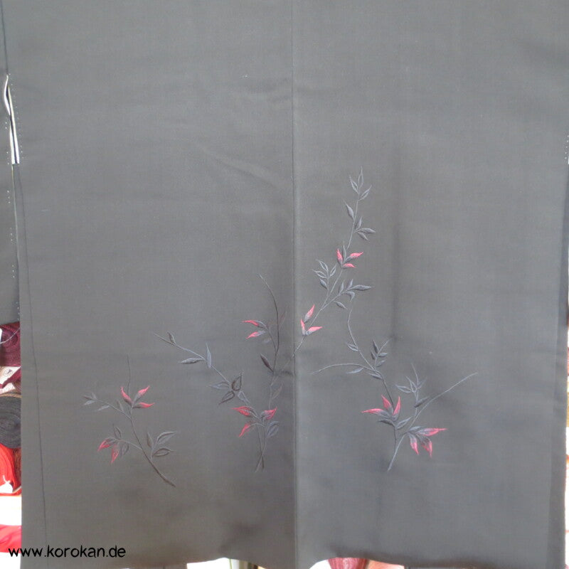 Stickereizweige auf schwarz Haori Kimono Jacke, mit Himo
