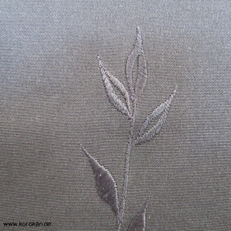 Stickereizweige auf schwarz Haori Kimono Jacke, mit Himo
