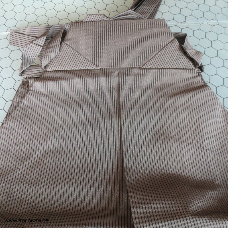 grau gestreifte Sommer Hakama - Andon - Rock - Typ
