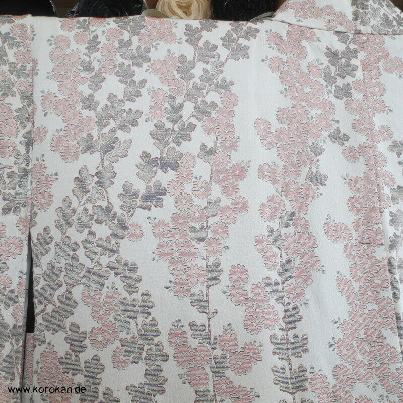 Urushi Blütenzweige Seidenbrokat Haori Kimono Jacke