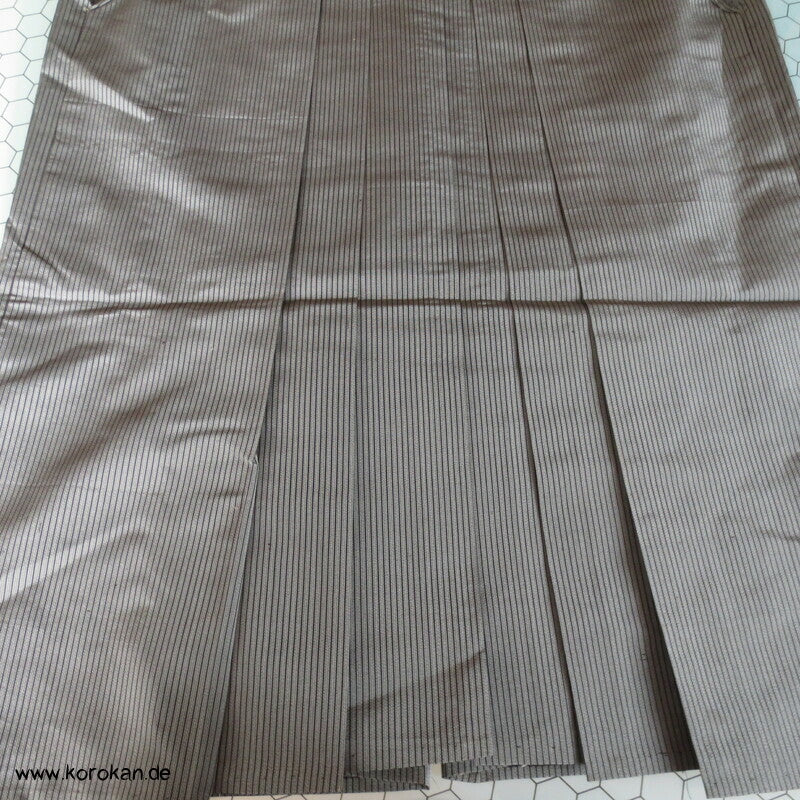 grau gestreifte Sommer Hakama - Andon - Rock - Typ