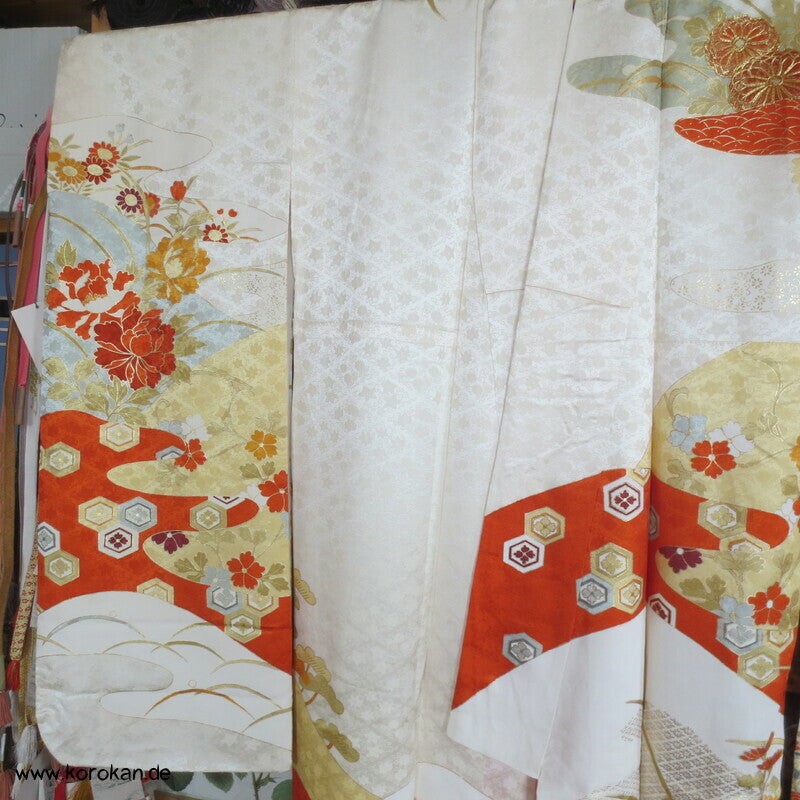 Nebelschwaden mit japanischen Mustern Seidendamast Furisode Kimono