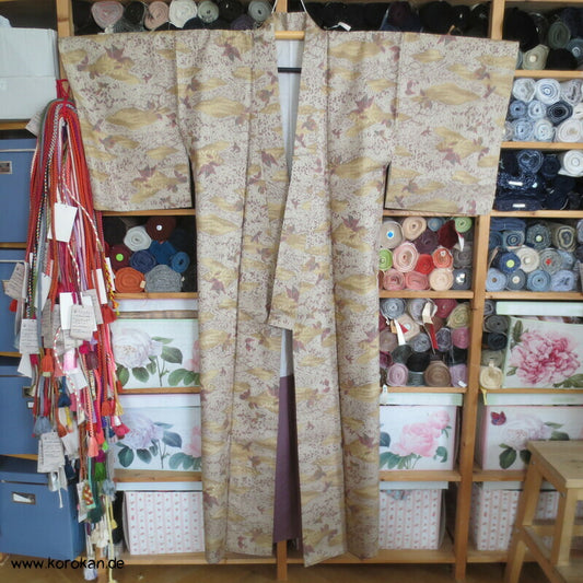 'Tsumugi Seiden Kasuri Blätter Kimono