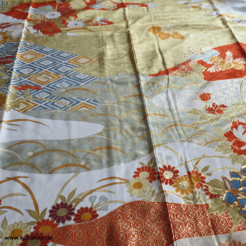 Nebelschwaden mit japanischen Mustern Seidendamast Furisode Kimono