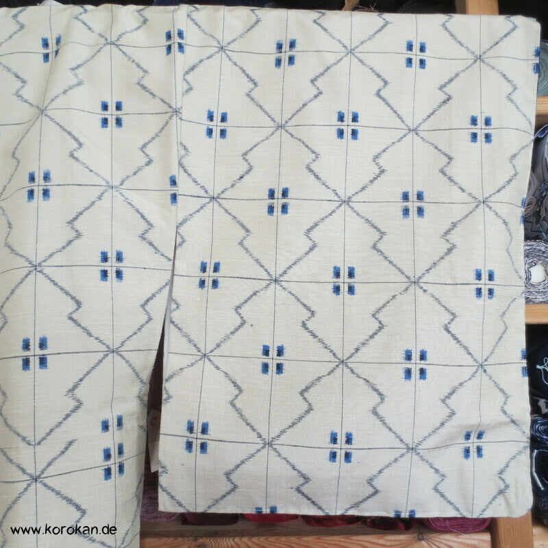 Matzukawabishi Zackenmuster Kasuri Tsumugi Kimono