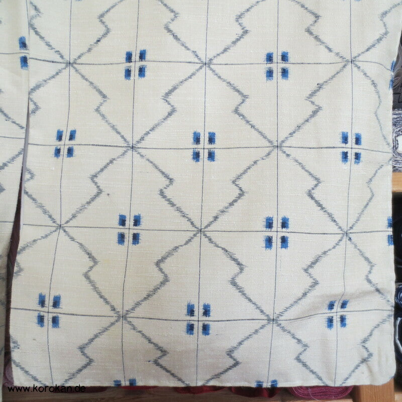 Matzukawabishi Zackenmuster Kasuri Tsumugi Kimono