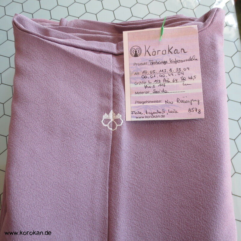 Seidencrepe mit Kiefernadelwirbeln Tsukesage Kimono