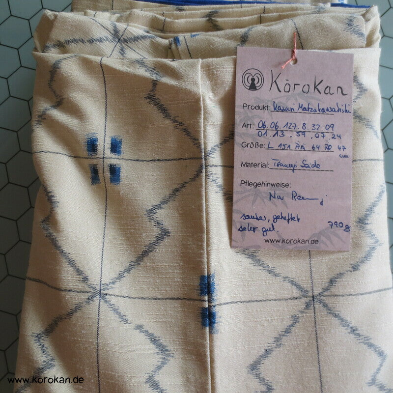 Matzukawabishi Zackenmuster Kasuri Tsumugi Kimono