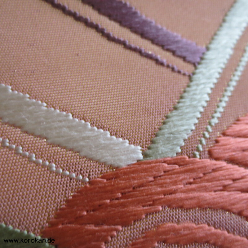 bunte Wellen auf rosa Glanz Originalgehefteter Fukuro Obi