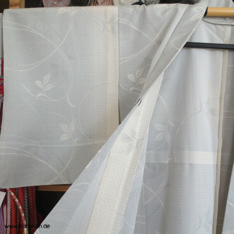 japanischer Kasuri Arabesken in Crepe Georgette Tsumugi Seiden Hitoe Kimono