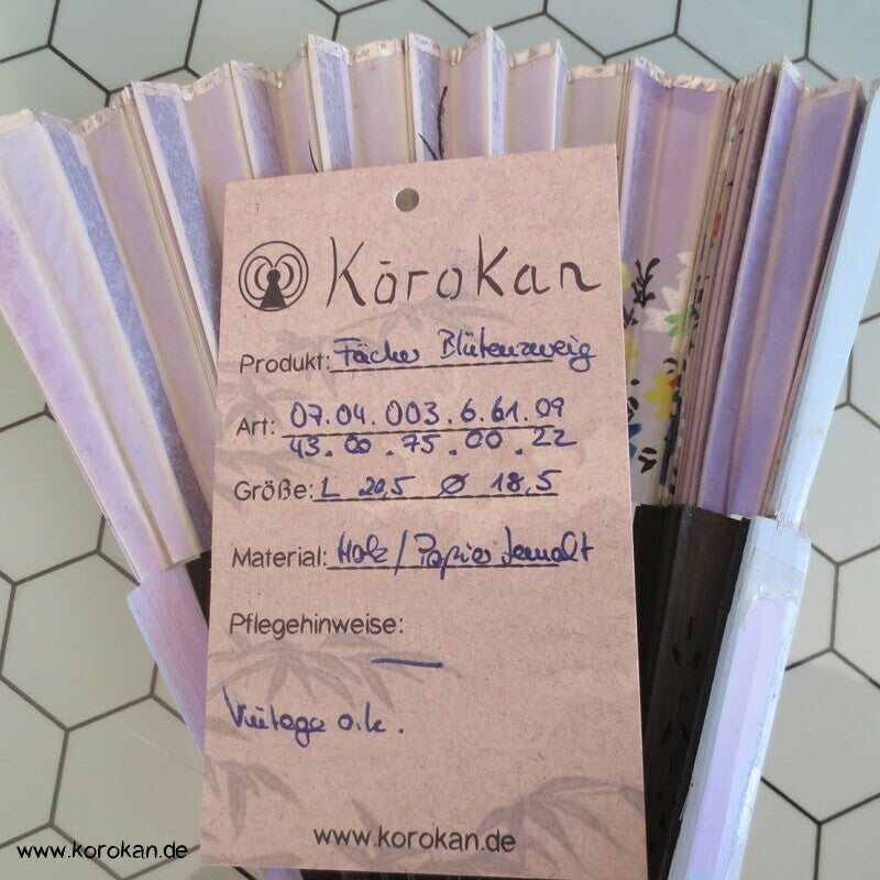 handbemaltes Papier auf gedunkeltem Bambus Fächer - Papier / Bambus
