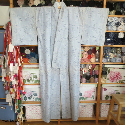 blasshellblau Arabesken Kasuri Tsumugi Kimono