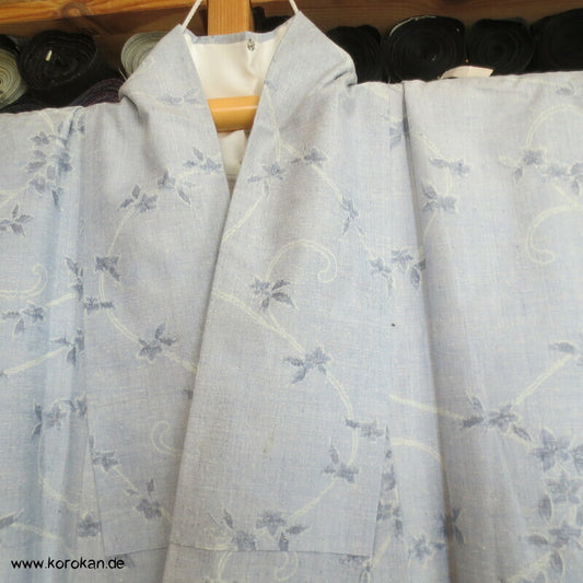 blasshellblau Arabesken Kasuri Tsumugi Kimono