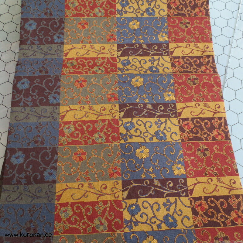Arabesken in Karo - Jacquard, Nagoya Obi, dunkelbunt