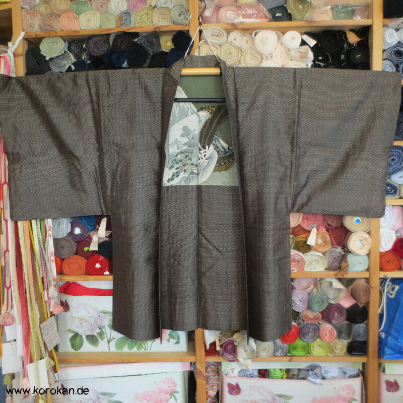 Fuji San, Boot Futter, Haori Jacke aus braunem Tsumugi