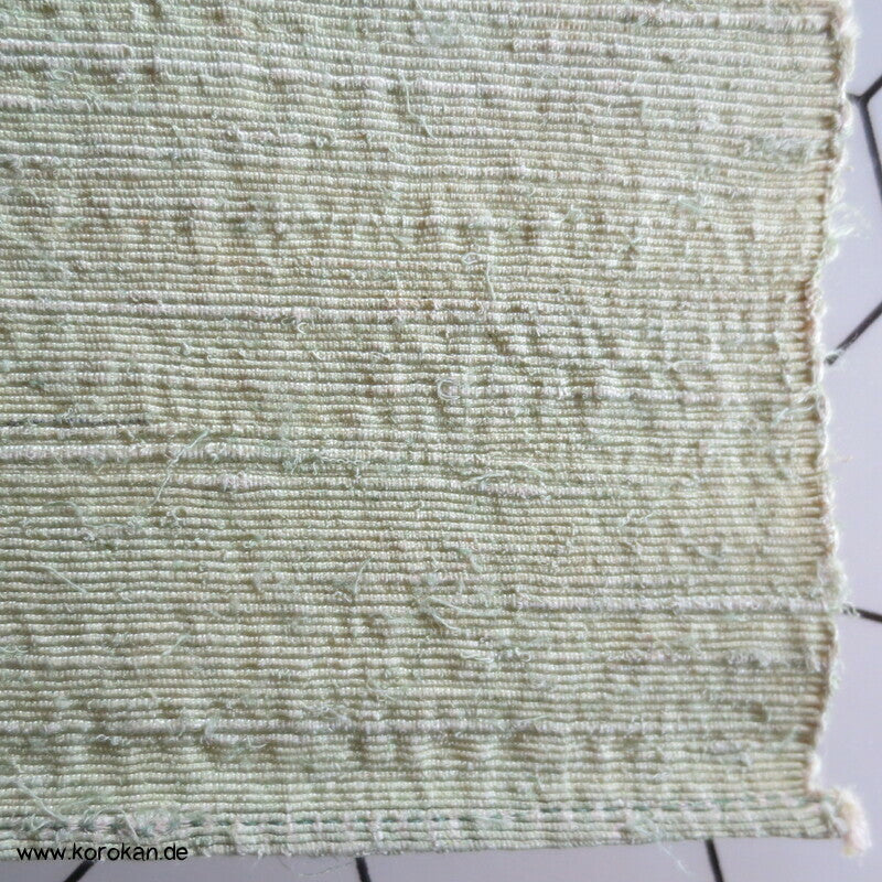 Furoshiki, grobe Wildseide, hellgrüner Keil auf flaschengrün