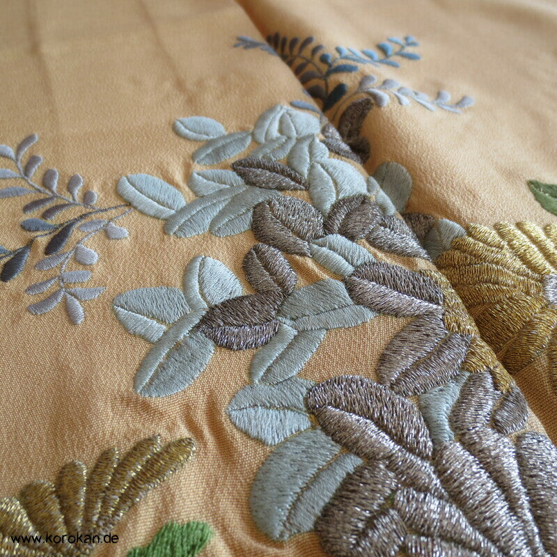 Japan Boote im Schilf Stickerei Irotomesode Seidencrepe Kimono