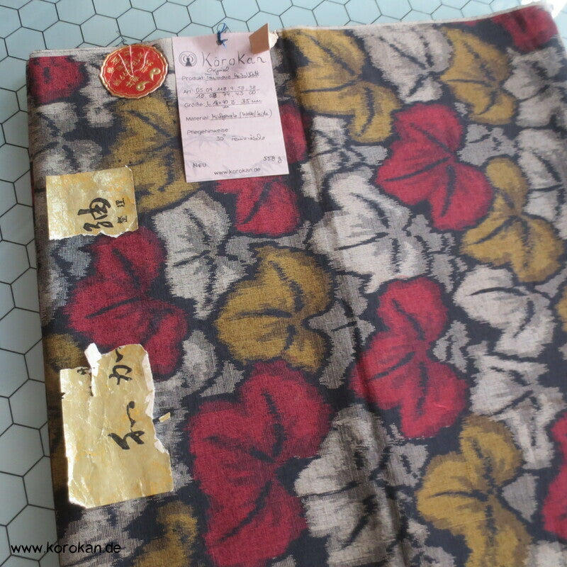 herbstliche Weinblätter Kimono Kasuri Wolle Tanmono