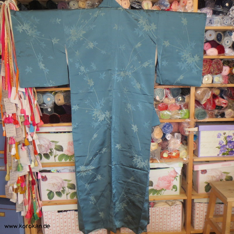 Ahornblätterzweige Komon Kimono