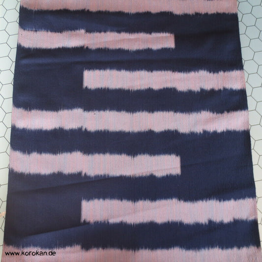 Kasuri Streifen, Ikat Technik Kimono Seidencrepe