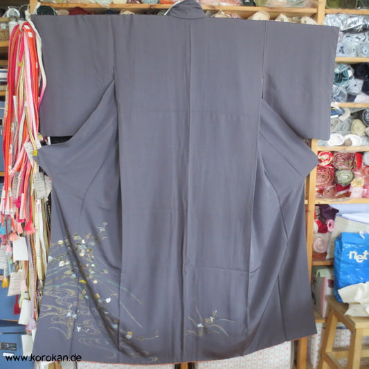 goldenes Blättermuster auf grau Homongi Seidencrepe Kimono