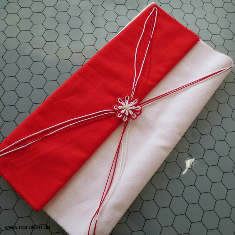 rotes und weißes Batist Baumwollfutter für Kimono, Kanzashiblüte